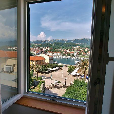 Rooms And Studio Old Town Rab Town Exterior foto